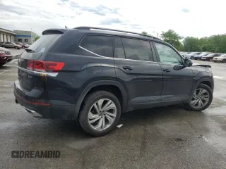 2022 Volkswagen Atlas SE with VIN 1V2HR2CAXNC514385, listed as a Copart auction lot 55742695 with 33,263 mi miles and Salvage title. Bid and sale history available at DreamBid. Image 3.