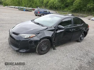 2019 Toyota Corolla L z VIN 5YFBURHE6KP870832, wystawiony jako Copart lot #57884205 z przebiegiem 132 860 mil mil oraz Szkoda całkowita • Salvage title. Historia ofert i sprzedaży dostępna na DreamBid. Obrazek 1.