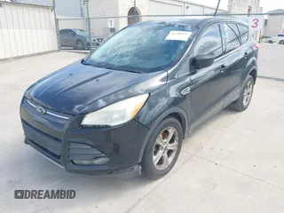 2013 Ford Escape SE z VIN 1FMCU0G91DUA41785, wystawiony jako IAAI lot #42706191 z przebiegiem 202 308 mil mil oraz . Historia ofert i sprzedaży dostępna na DreamBid. Obrazek 2.