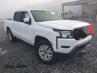 2022 Nissan Frontier S with VIN 1N6ED1EK2NN617398, listed as a IAAI auction lot 41492431 with 44,273 mi miles. Bid and sale history available at carsss.com. Image 1.