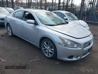 2014 Nissan Maxima SV z VIN 1N4AA5AP4EC499777, wystawiony jako IAAI lot #41469597 z przebiegiem 191 125 mil mil oraz . Historia ofert i sprzedaży dostępna na DreamBid. Obrazek 1.