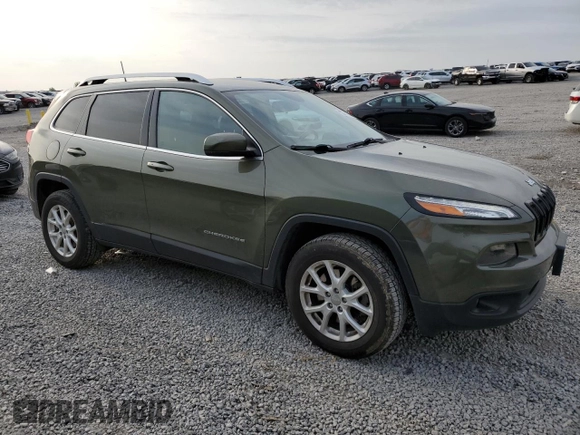 2018 Jeep Cherokee Latitude Plus with VIN 1C4PJMLB6JD602685, listed as a Copart auction lot 53741765 with 105,984 mi miles and Salvage title. Bid and sale history available at DreamBid. Image 4.