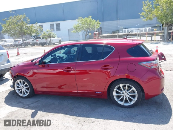 2011 Lexus CT 200h z VIN JTHKD5BH6B2021857, wystawiony jako IAAI lot #42047488 z przebiegiem 99 887 mil mil oraz . Historia ofert i sprzedaży dostępna na DreamBid. Obrazek 15.
