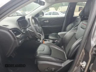 2022 Jeep Cherokee Trailhawk с VIN 1C4PJMBX1ND529146, выставлен на аукционе Copart как лот 56237365 с пробегом 26 718 миль миль и Списание • Salvage title. История ставок и продаж доступна на DreamBid. Изображение 7.