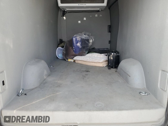 2019 Ford Transit with VIN 1FTYR2CM7KKA32146, listed as a Copart auction lot 47625795 with 190,554 mi miles and Salvage Title. Bid and sale history available at carsss.com. Image 10.