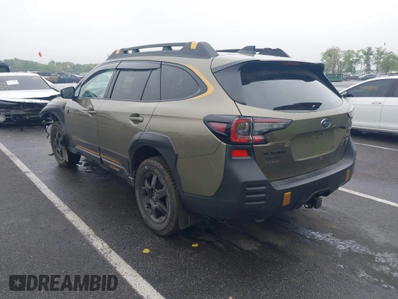 2025 Subaru Outback Wilderness z VIN 4S4BTGUDXS3233676, wystawiony jako IAAI lot #42219497 z przebiegiem 2 001 mil mil oraz . Historia ofert i sprzedaży dostępna na DreamBid. Obrazek 3.