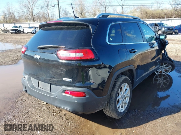 2018 Jeep Cherokee Latitude Plus with VIN 1C4PJLLB1JD552353, listed as a IAAI auction lot 41857521 with 69,880 mi miles. Bid and sale history available at carsss.com. Image 4.