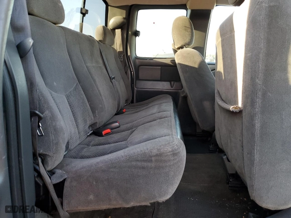 2006 Chevrolet Silverado 1500 LT1 with VIN 1GCEC19V86Z145583, listed as a Copart auction lot 86833584 with 250,527 mi miles and Salvage Title. Bid and sale history available at carsss.com. Image 10.