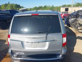 2015 Chrysler Town & Country Touring with VIN 2C4RC1BG9FR715307, listed as a IAAI auction lot 41988281 with 164,167 mi miles. Bid and sale history available at carsss.com. Image 16.
