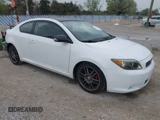 2006 Scion tC z VIN JTKDE177560097421, wystawiony jako IAAI lot #42166568 z przebiegiem 74 441 mil mil oraz . Historia ofert i sprzedaży dostępna na DreamBid. Obrazek 1.