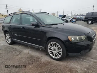 2005 Volvo V50 с VIN YV1MJ682052081126, выставлен на аукционе Copart как лот 82619004 с пробегом 105 704 миль миль и Чистый • Clean title. История ставок и продаж доступна на DreamBid. Изображение 4.