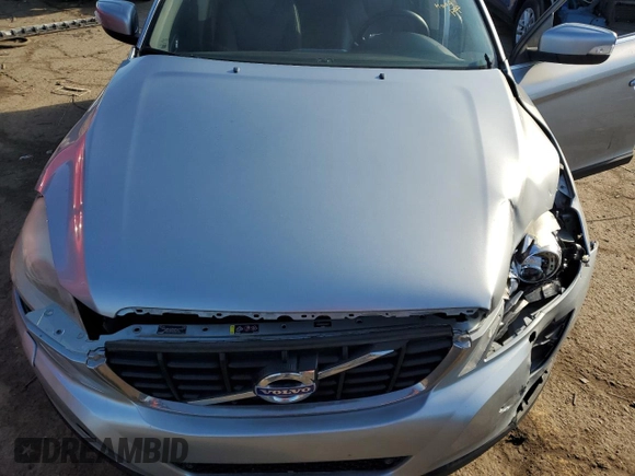 2013 Volvo XC60 T6 z VIN YV4902DZ4D2409931, wystawiony jako Copart lot #48111015 z przebiegiem 175 600 mil mil oraz Szkoda całkowita • Salvage title. Historia ofert i sprzedaży dostępna na DreamBid. Obrazek 12.