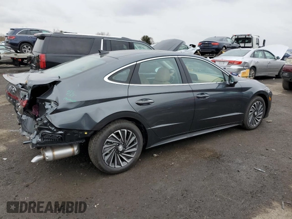 2023 Hyundai Sonata Hybrid Limited with VIN KMHL54JJXPA056024, listed as a Copart auction lot 39014623 with 646 mi miles. Bid and sale history available at carsss.com. Image 3.