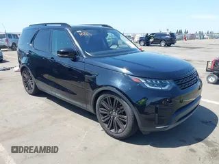 2017 Land Rover Discovery HSE Luxury with VIN SALRHBBV9HA030844, listed as a IAAI auction lot 42055028 with 101,114 mi miles. Bid and sale history available at carsss.com. Image 1.