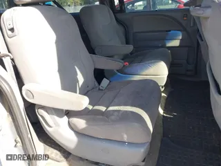 2008 Honda Odyssey EX with VIN 5FNRL38418B036946, listed as a IAAI auction lot 42004360 with 197,833 mi miles. Bid and sale history available at carsss.com. Image 8.