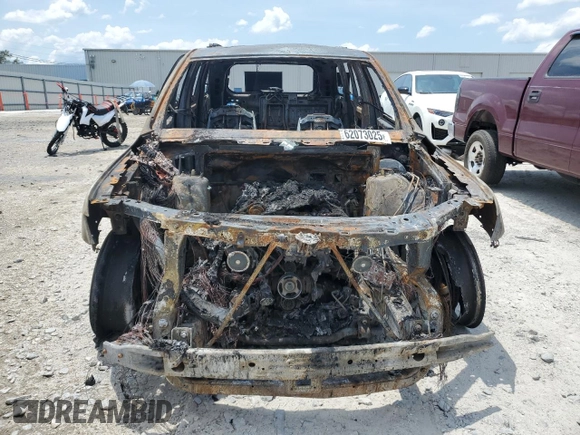 2015 Jeep Grand Cherokee Summit z VIN 1C4RJFJGXFC815431, wystawiony jako Copart lot #62073025 z przebiegiem Nie podano mil oraz Nie do naprawy • Non repairable. Historia ofert i sprzedaży dostępna na DreamBid. Obrazek 5.