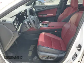 2024 Lexus NX 450h+ Luxury z VIN JTJHKCFZ2R2026067, wystawiony jako Copart lot #55675494 z przebiegiem 10 557 mil mil oraz Szkoda całkowita • Salvage title. Historia ofert i sprzedaży dostępna na DreamBid. Obrazek 7.