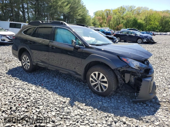 2025 Subaru Outback Premium z VIN 4S4BTAFC7S3103033, wystawiony jako Copart lot #54977555 z przebiegiem 3 639 mil mil oraz Szkoda całkowita • Salvage title. Historia ofert i sprzedaży dostępna na DreamBid. Obrazek 4.