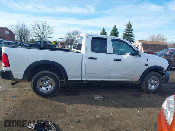 2018 Ram 1500 Express z VIN 1C6RR7FT0JS232912, wystawiony jako IAAI lot #41876834 z przebiegiem 137 642 mil mil oraz . Historia ofert i sprzedaży dostępna na DreamBid. Obrazek 13.