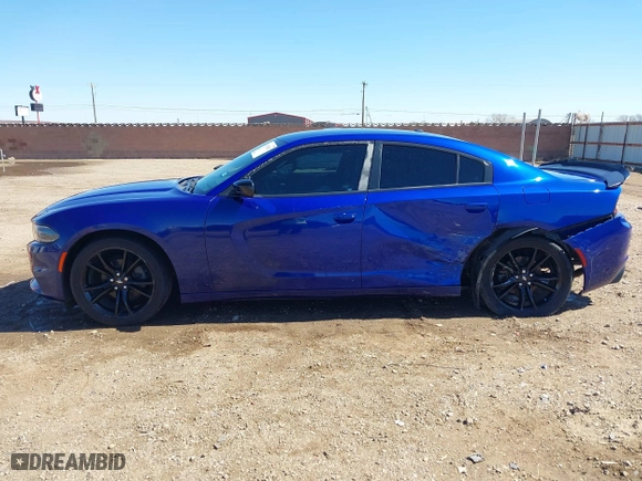 2018 Dodge Charger SXT with VIN 2C3CDXBG6JH313561, listed as a IAAI auction lot 41733632 with 97,940 mi miles. Bid and sale history available at carsss.com. Image 14.