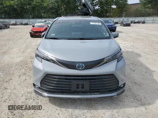 2022 Toyota Sienna XLE Woodland Edition with VIN 5TDASKFCXNS045169, listed as a Copart auction lot 71785184 with 52,333 mi miles and Salvage Title. Bid and sale history available at carsss.com. Image 5.
