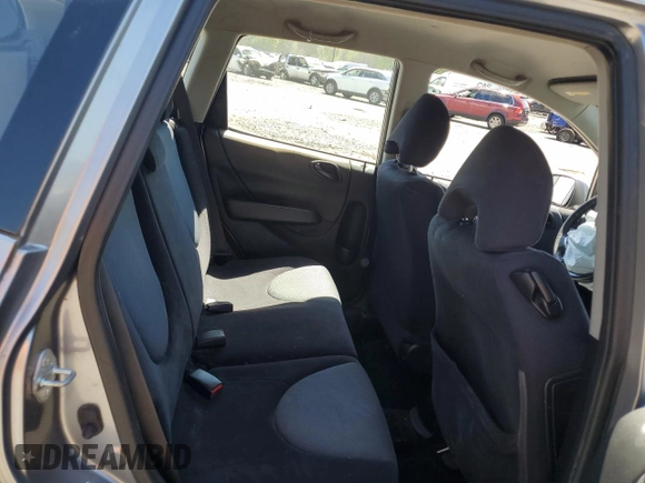 2007 Honda Fit Sport with VIN JHMGD38677S054938, listed as a Copart auction lot 63080704 with 155,754 mi miles and Salvage Title. Bid and sale history available at carsss.com. Image 10.