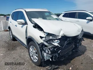 2018 Nissan Rogue SV z VIN JN8AT2MV6JW311643, wystawiony jako IAAI lot #42334098 z przebiegiem 61 427 mil mil oraz . Historia ofert i sprzedaży dostępna na DreamBid. Obrazek 1.