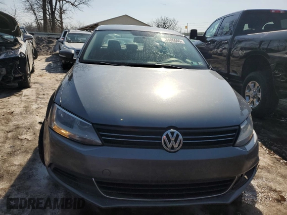 2013 Volkswagen Jetta Sedan SE with VIN 3VWDP7AJ1DM450589, listed as a Copart auction lot 48606665 with 42,968 mi miles and Salvage Title. Bid and sale history available at carsss.com. Image 5.