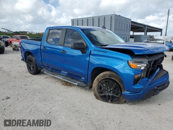 2022 Chevrolet Silverado 1500 Custom with VIN 3GCPABEK9NG580451, listed as a Copart auction lot 51676165 with 60,998 mi miles and Salvage Title. Bid and sale history available at DreamBid. Image 4.