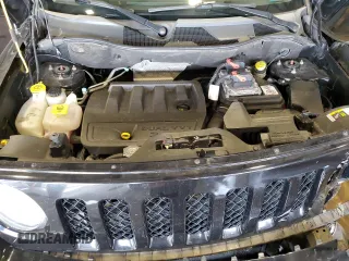 2016 Jeep Patriot Latitude with VIN 1C4NJRFB3GD719472, listed as a Copart auction lot 63571245 with 175,900 mi miles and Salvage title. Bid and sale history available at DreamBid. Image 12.