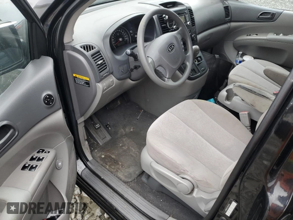 2009 Kia Sedona LX with VIN KNDMB233296320041, listed as a Copart auction lot 44970205 with 139,886 mi miles and Salvage Title. Bid and sale history available at carsss.com. Image 8.
