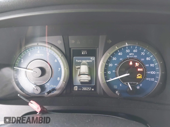 2017 Toyota Sienna XLE Auto Access Seat with VIN 5TDYZ3DC5HS850682, listed as a IAAI auction lot 41732480 with 200,257 mi miles and . Bid and sale history available at DreamBid. Image 7.