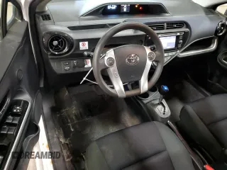 2016 Toyota Prius One with VIN JTDKDTB31G1121663, listed as a Copart auction lot 52901215 with 117,970 mi miles and Clean Title. Bid and sale history available at DreamBid. Image 8.