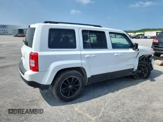 2017 Jeep Patriot Sport SE with VIN 1C4NJPBA7HD122697, listed as a Copart auction lot 57987315 with 136,757 mi miles and Salvage title. Bid and sale history available at DreamBid. Image 3.