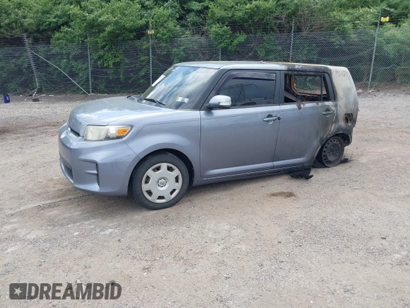 2012 Scion xB z VIN JTLZE4FE9CJ028904, wystawiony jako IAAI lot #42182504 z przebiegiem 40 mil mil oraz . Historia ofert i sprzedaży dostępna na DreamBid. Obrazek 2.