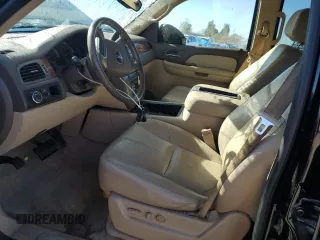 2008 GMC Yukon XL SLE w/3SA with VIN 1GKFC16008R234469, listed as a Copart auction lot 87145824 with 257,668 mi miles and Salvage Title. Bid and sale history available at carsss.com. Image 7.