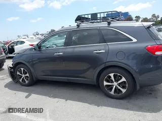 2016 Kia Sorento EX with VIN 5XYPH4A50GG160599, listed as a IAAI auction lot 42127992 with 301,716 mi miles. Bid and sale history available at carsss.com. Image 15.