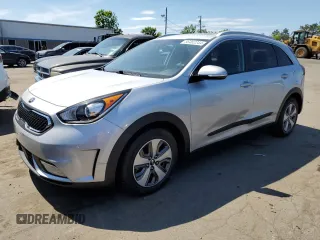 2017 Kia Niro Touring Launch Edition with VIN KNDCC3LC2H5095350, listed as a Copart auction lot 56462244 with 45,120 mi miles and Salvage Title. Bid and sale history available at carsss.com. Image 1.