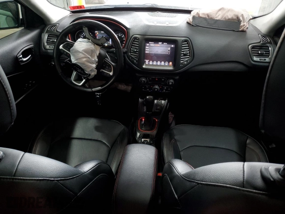 2020 Jeep Compass Trailhawk с VIN 3C4NJDDB6LT244586, выставлен на аукционе Copart как лот 57128445 с пробегом 44 040 миль миль и Списание • Salvage title. История ставок и продаж доступна на DreamBid. Изображение 8.