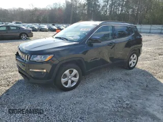 2018 Jeep Compass Latitude with VIN 3C4NJCBB3JT227643, listed as a Copart auction lot 44915625 with 135,797 mi miles and Salvage Title. Bid and sale history available at DreamBid. Image 1.