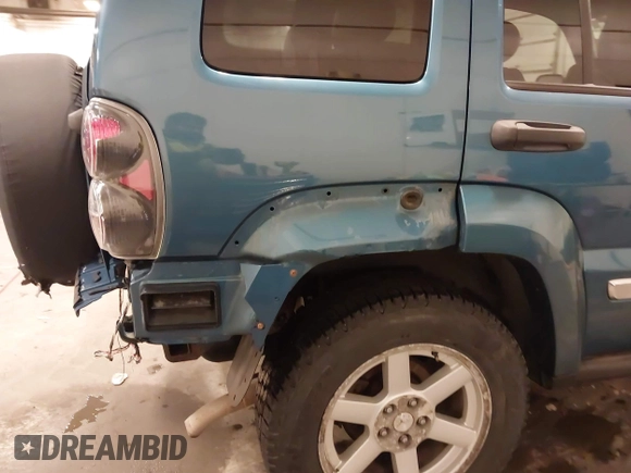 2006 Jeep Liberty Limited with VIN 1J4GL58K76W196950, listed as a IAAI auction lot 41467927 with 125,649 mi miles. Bid and sale history available at carsss.com. Image 18.