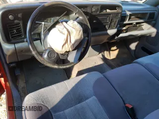 1996 Dodge 1500 z VIN 3B7HC13YXTG136928, wystawiony jako Copart lot #83470244 z przebiegiem 137 366 mil mil oraz Szkoda całkowita • Salvage title. Historia ofert i sprzedaży dostępna na DreamBid. Obrazek 8.