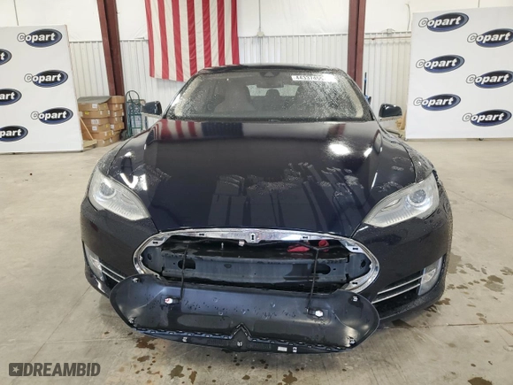 2014 Tesla Model S P85D with VIN 5YJSA1H2XEFP64240, listed as a Copart auction lot 44337455 with 107,190 mi miles and Salvage Title. Bid and sale history available at carsss.com. Image 5.