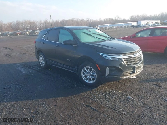 2022 Chevrolet Equinox LT with VIN 3GNAXUEV8NL221293, listed as a IAAI auction lot 41431585 with 1 mi miles. Bid and sale history available at carsss.com. Image 1.
