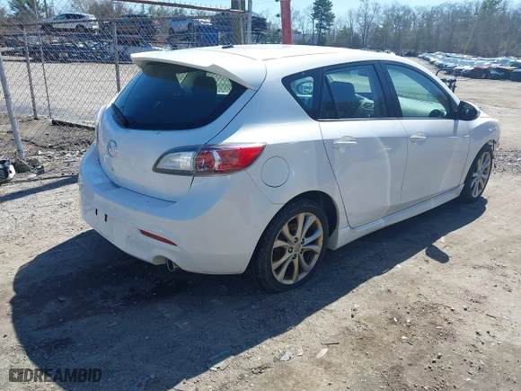2011 Mazda Mazda3 s Sport with VIN JM1BL1K67B1422593, listed as a IAAI auction lot 42008239 with 112,793 mi miles. Bid and sale history available at carsss.com. Image 4.