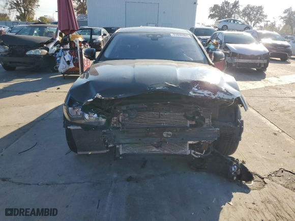 2019 Jaguar XE 25t with VIN SAJAR4FX4KCP52793, listed as a Copart auction lot 83096384 with 71,944 mi miles and Clean Title. Bid and sale history available at carsss.com. Image 5.