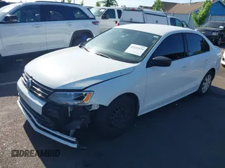 2015 Volkswagen Jetta S с VIN 3VW2K7AJ9FM297260, выставлен на аукционе IAAI как лот 42221434 с пробегом 121 378 миль миль и . История ставок и продаж доступна на DreamBid. Изображение 2.
