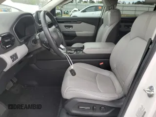 2024 Honda Pilot EX-L z VIN 5FNYG2H45RB007249, wystawiony jako Copart lot #55786795 z przebiegiem 14 066 mil mil oraz Szkoda całkowita • Salvage title. Historia ofert i sprzedaży dostępna na DreamBid. Obrazek 7.