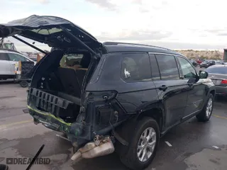 2023 Jeep Grand Cherokee L Limited with VIN 1C4RJKBG5P8898049, listed as a IAAI auction lot 41009197 with 35,247 mi miles. Bid and sale history available at carsss.com. Image 4.