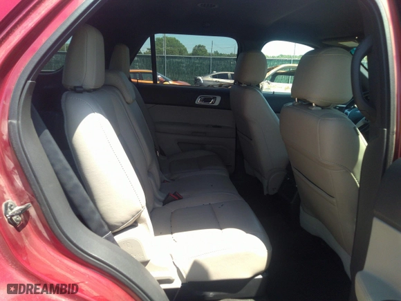 2014 Ford Explorer XLT with VIN 1FM5K8D85EGA87029, listed as a IAAI auction lot 37168851 with 112,113 mi miles. Bid and sale history available at carsss.com. Image 8.